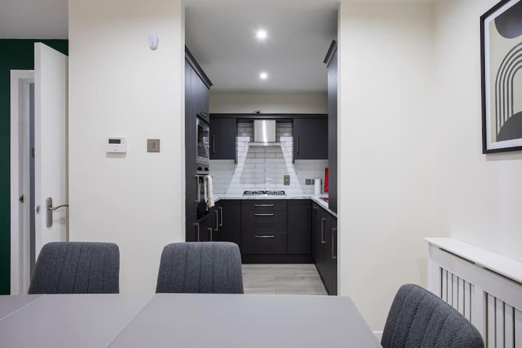 Luxury, Sleeps 6, City Centre Belfast Extérieur photo