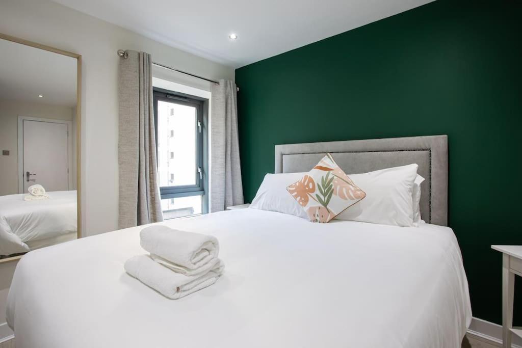 Luxury, Sleeps 6, City Centre Belfast Extérieur photo