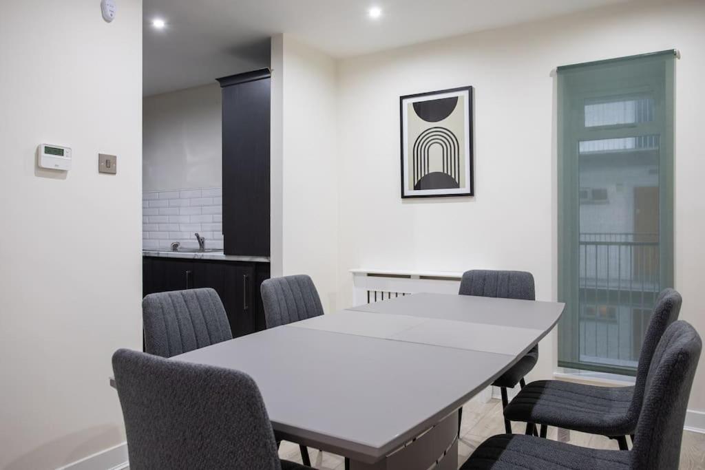 Luxury, Sleeps 6, City Centre Belfast Extérieur photo