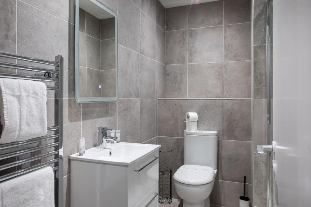 Luxury, Sleeps 6, City Centre Belfast Extérieur photo