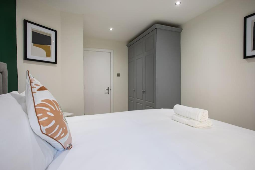 Luxury, Sleeps 6, City Centre Belfast Extérieur photo